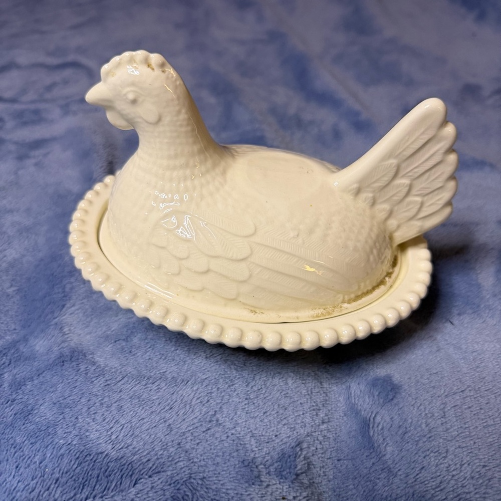 Vintage White Ceramic Hen on Nest Dish